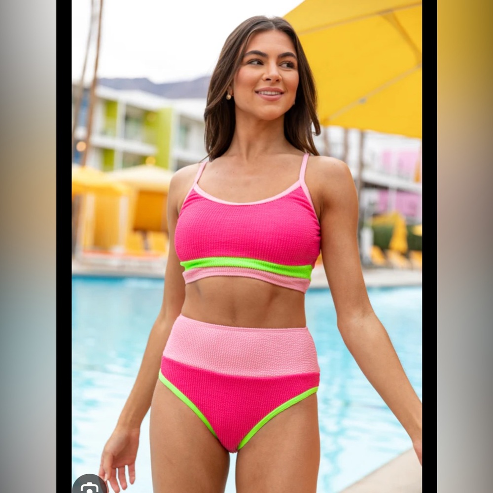 NWT Pink Lilly colorblock bikini